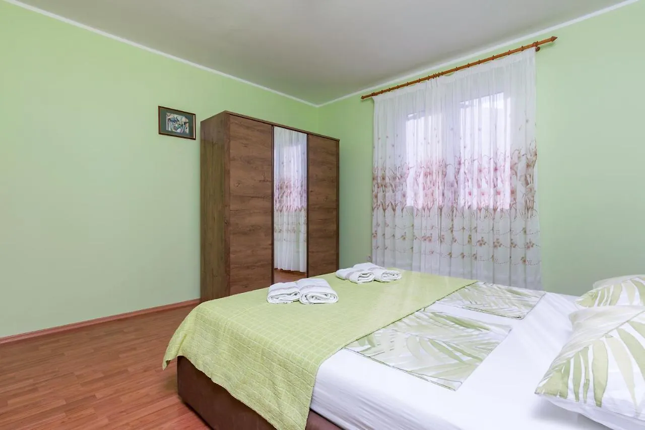Apartment Rubina With Secure Parking Medulin Croatia