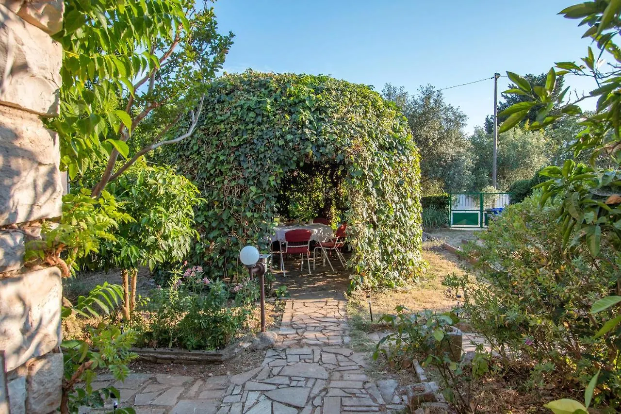 Apartment Rubina With Secure Parking Medulin Croatia